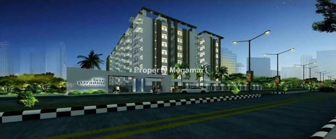 OP Chains The Luxe Paradiise in TAJGANJ