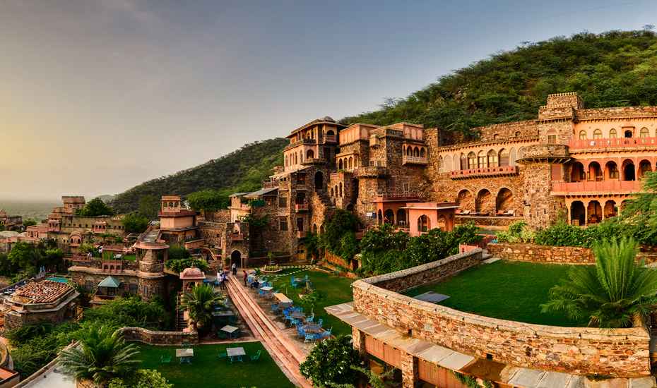 properties in Neemrana